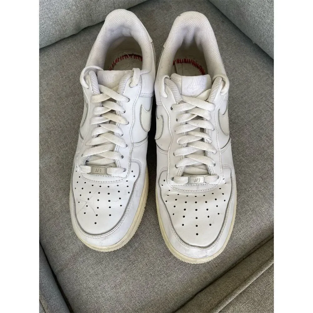 Nike Air Force 1 Low '07 White Sneakers Unisex Size 9 Athletic Shoes